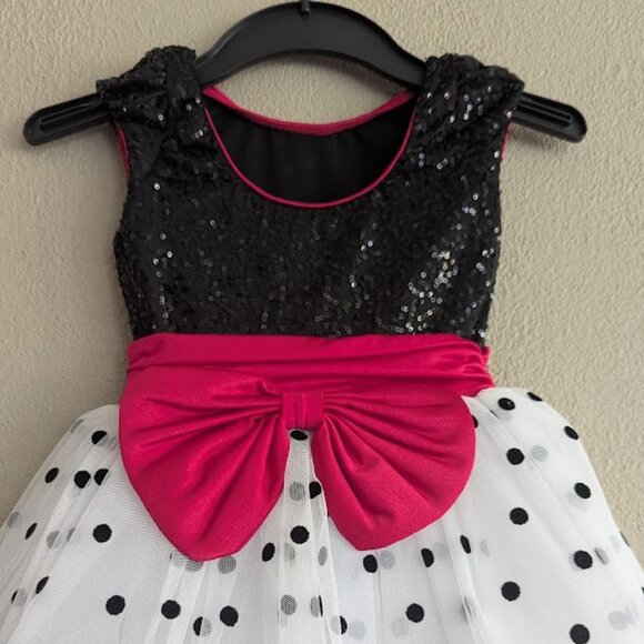 ✨ Revolution Dance Costume – “Let’s Go to the Movies” * Small Child ✨ - Picture 5 of 11